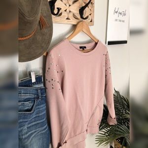 [JOE’S JEANS] Embellished Stud Sleeve Sweatshirt